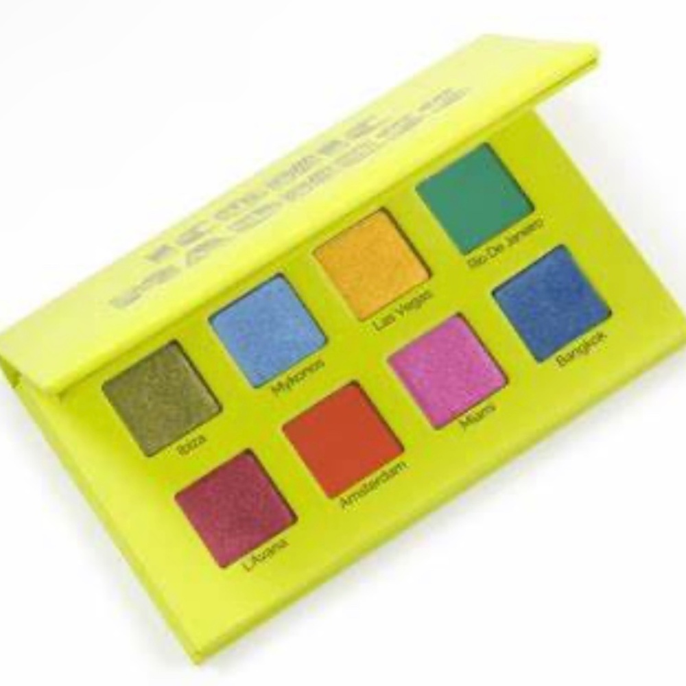 Iconic Madness Eyeshadow Palette